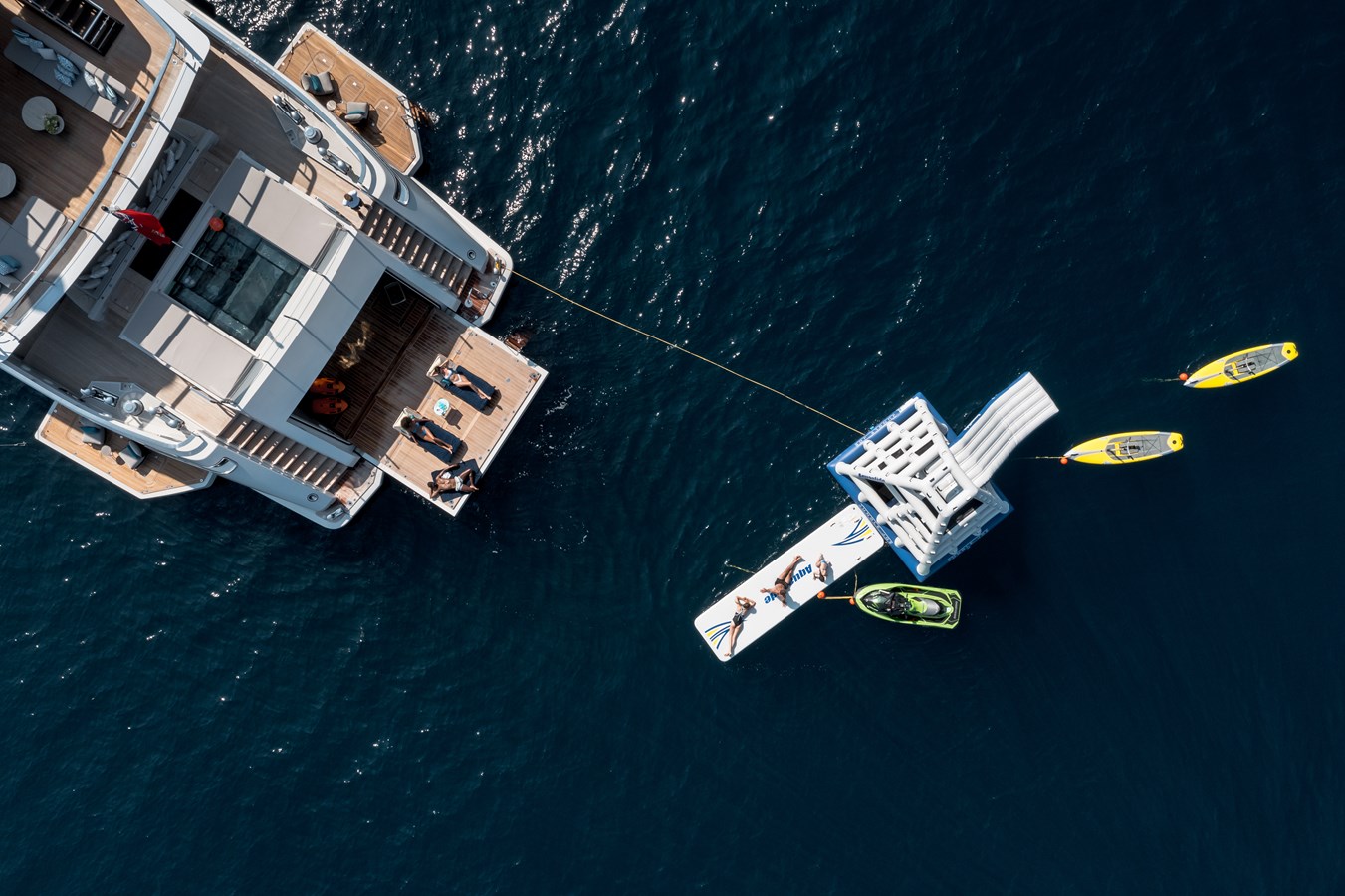 LEMON TREE yacht gallery image 3