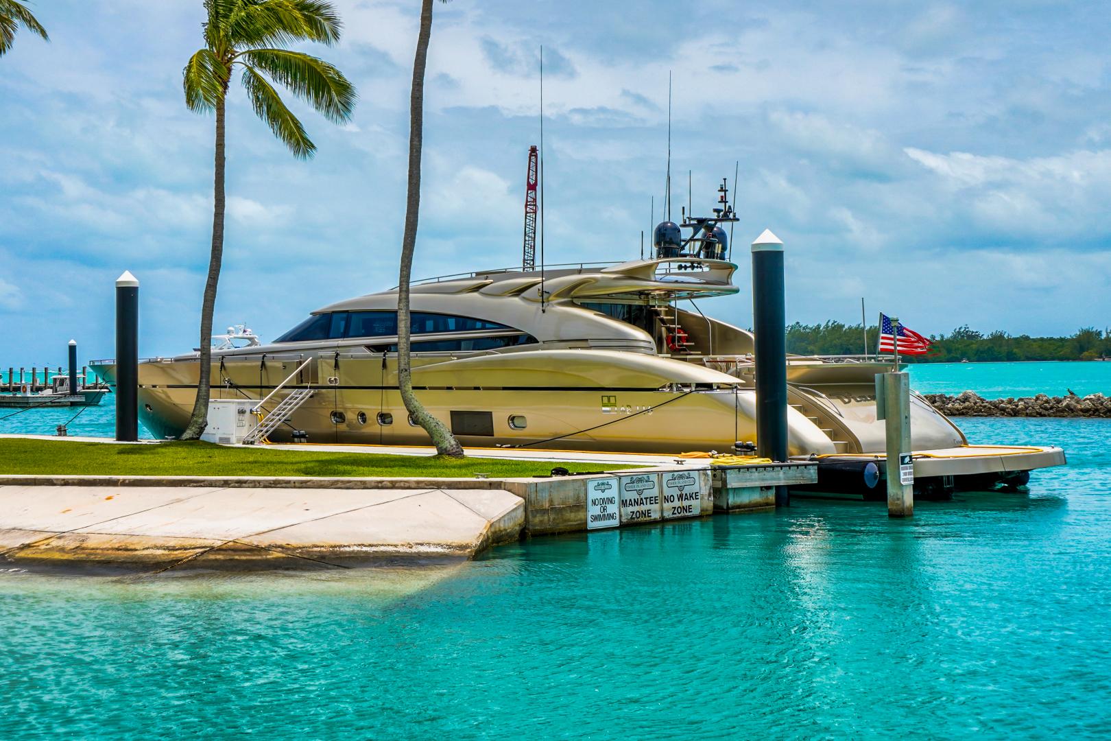 DIAMOND yacht gallery image 2