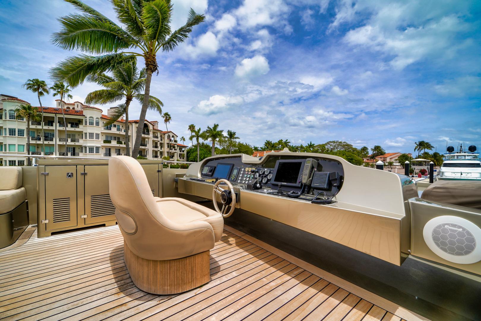 DIAMOND yacht gallery image 4