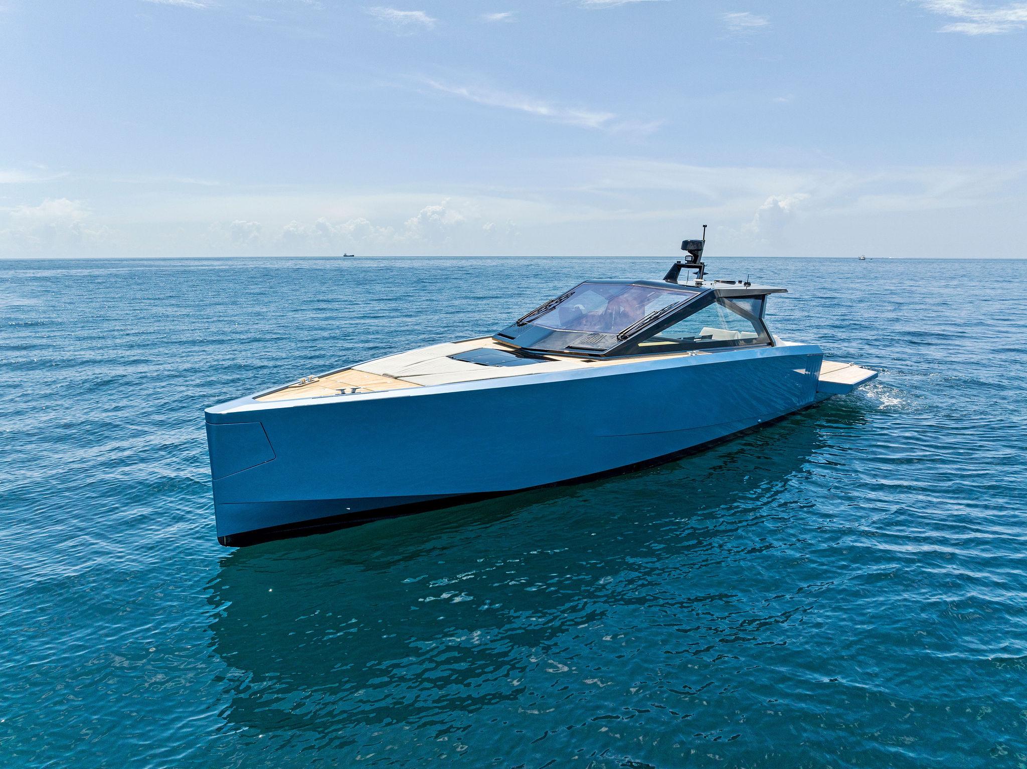 WALLYPOWER 58 yacht gallery image 2