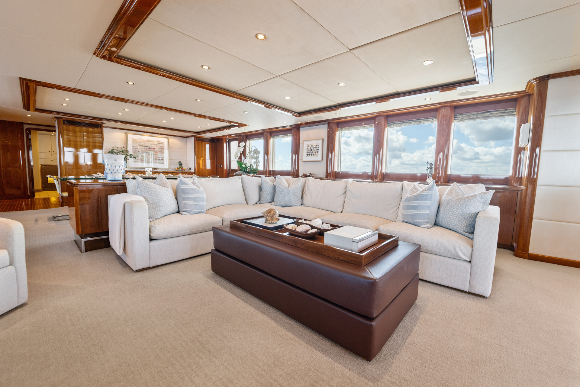 PENELOPE yacht gallery image 4