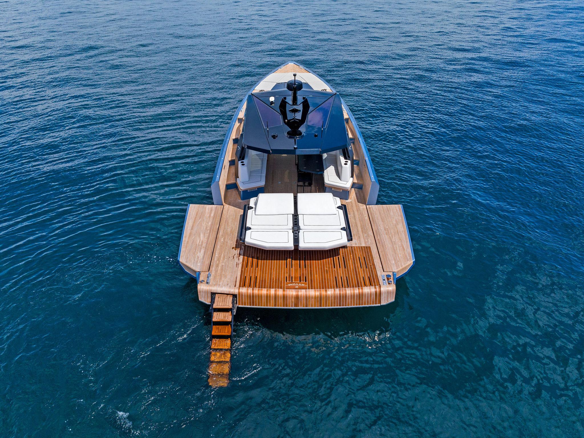 WALLYPOWER 58 yacht gallery image 4