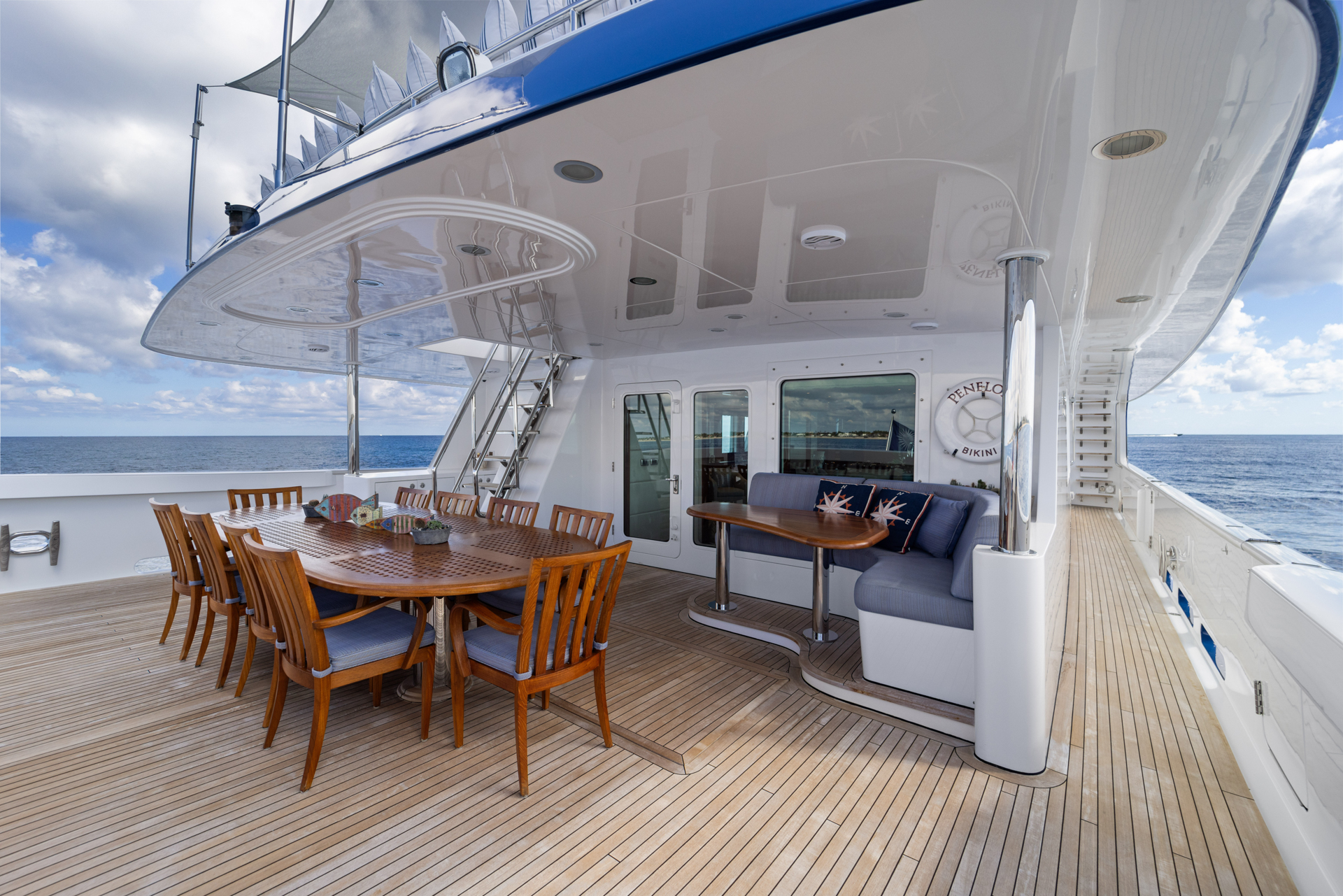 PENELOPE yacht gallery image 3