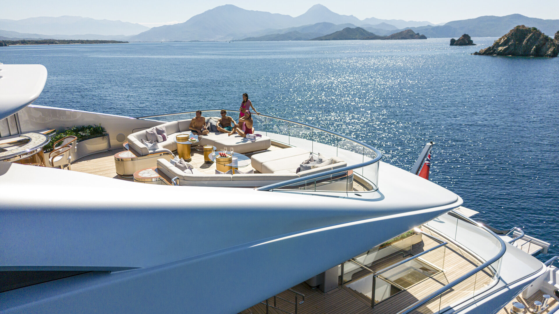 ARROW yacht gallery image 3