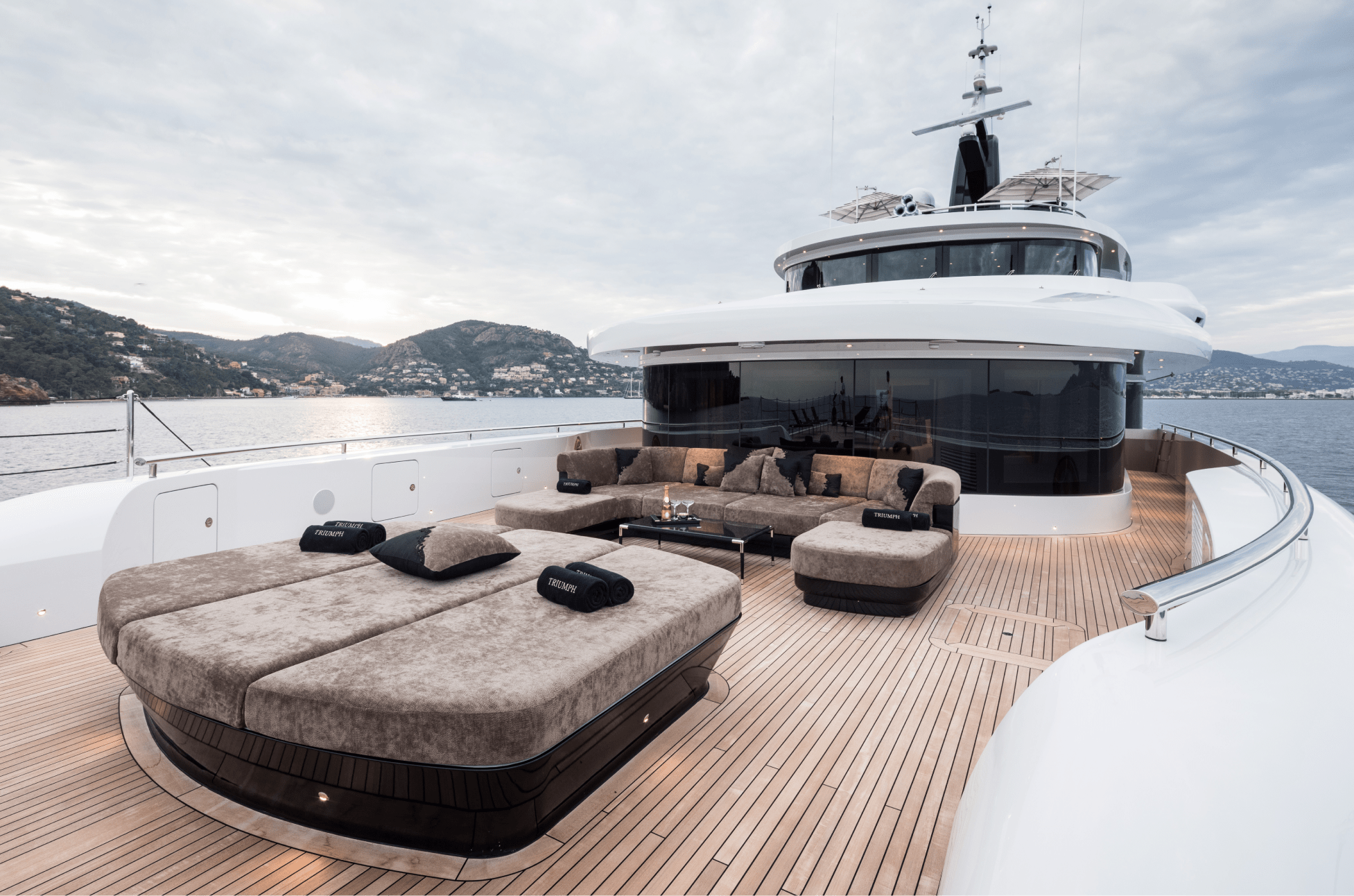 TRIUMPH yacht gallery image 2