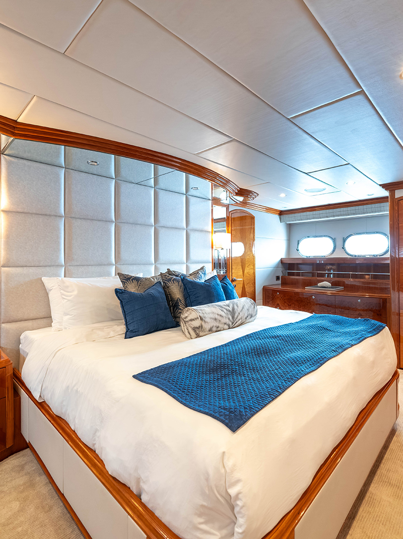 BRANDI WINE VIP stateroom