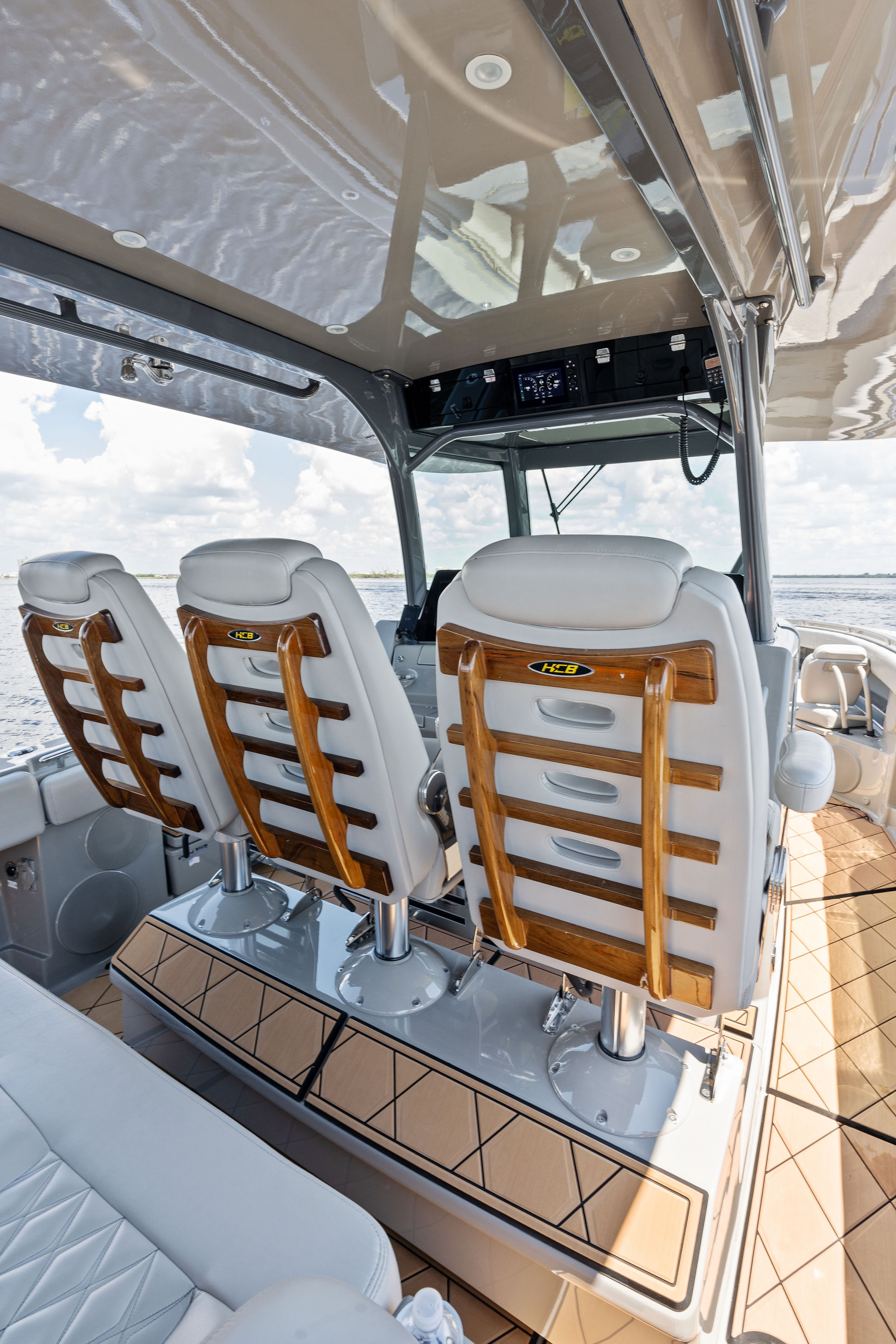 2023 HCB 42 Lujo boat interior with luxurious seating and modern design.