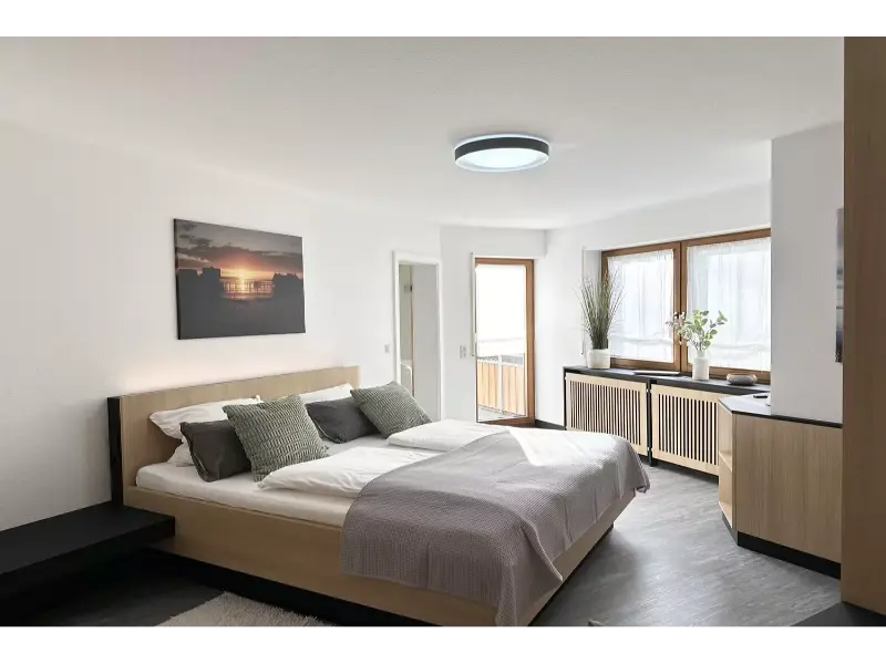 4  Sterne, 5  Sterne