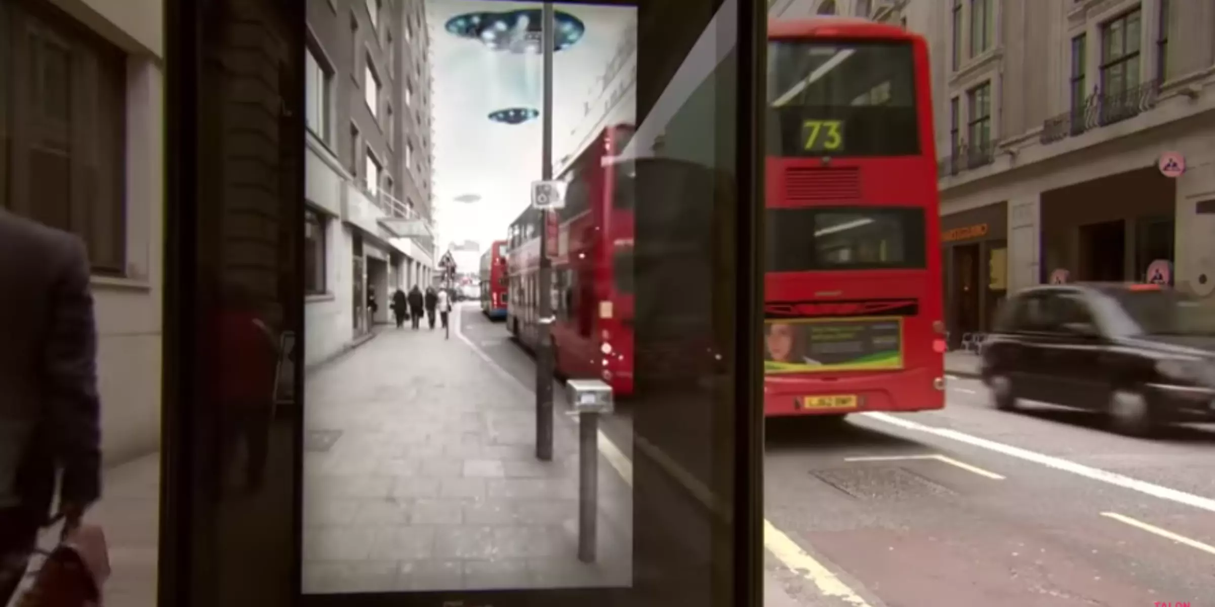 Pepsi Max - ‘unbelievable’ bus shelter (2015)