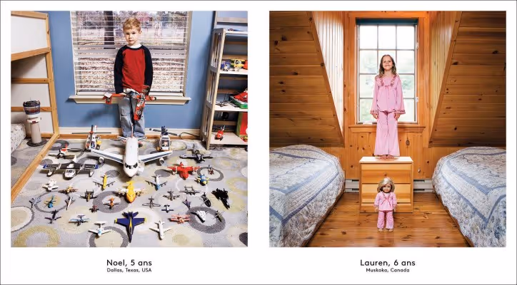 Livre Wow de photographies par Martin Parr