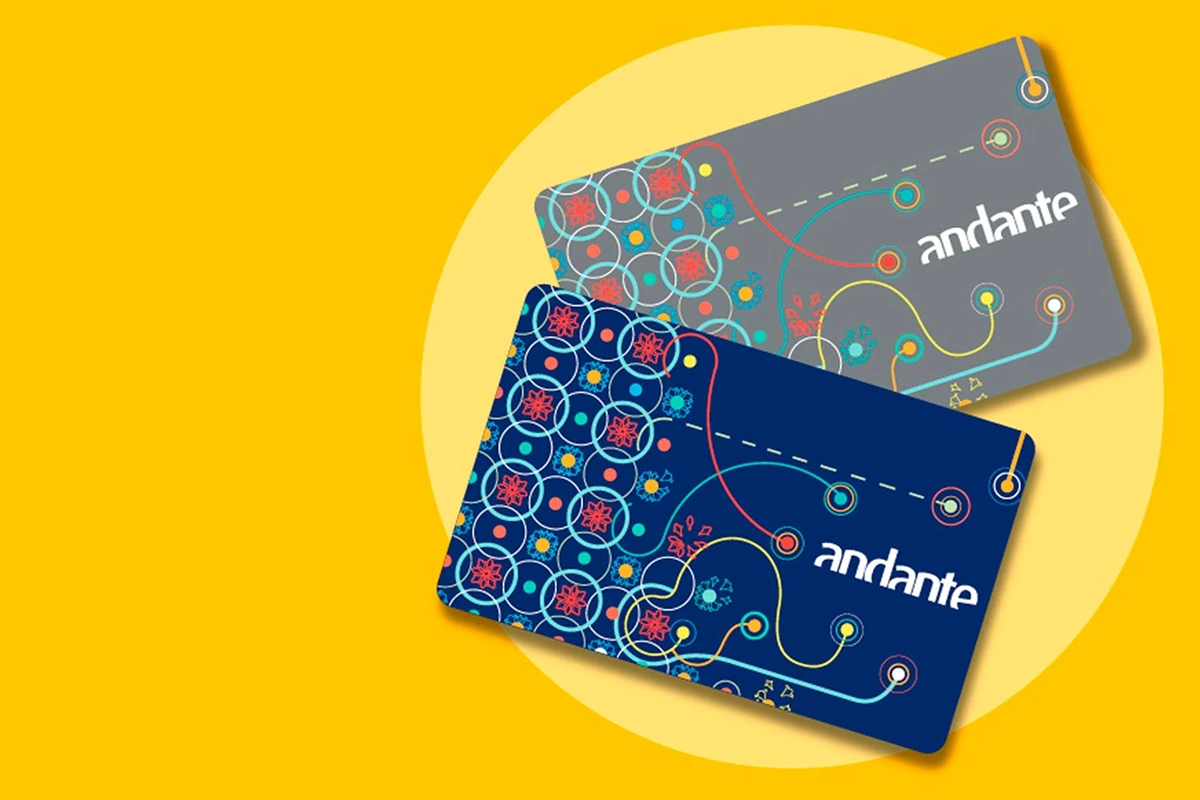 Porto metro and Andante transport card for students