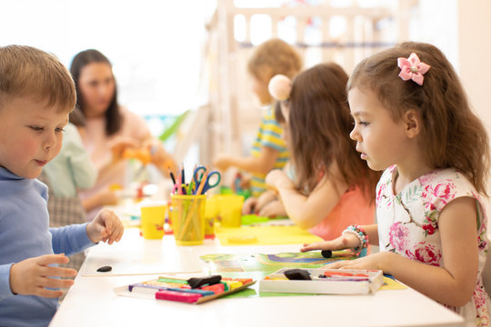 Best Arts & Crafts Materials for Daycare Classrooms
