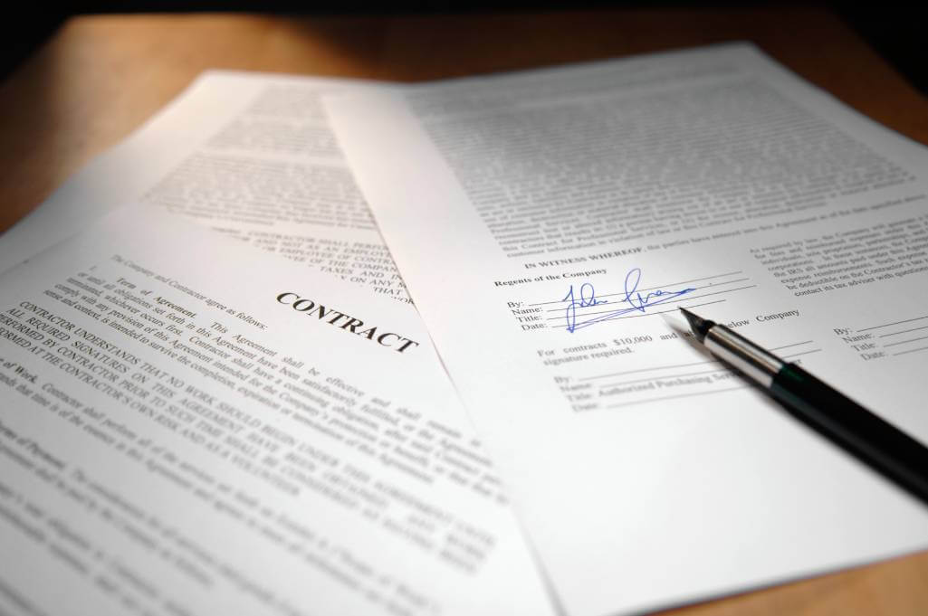 independent contract agreement with business owner signature