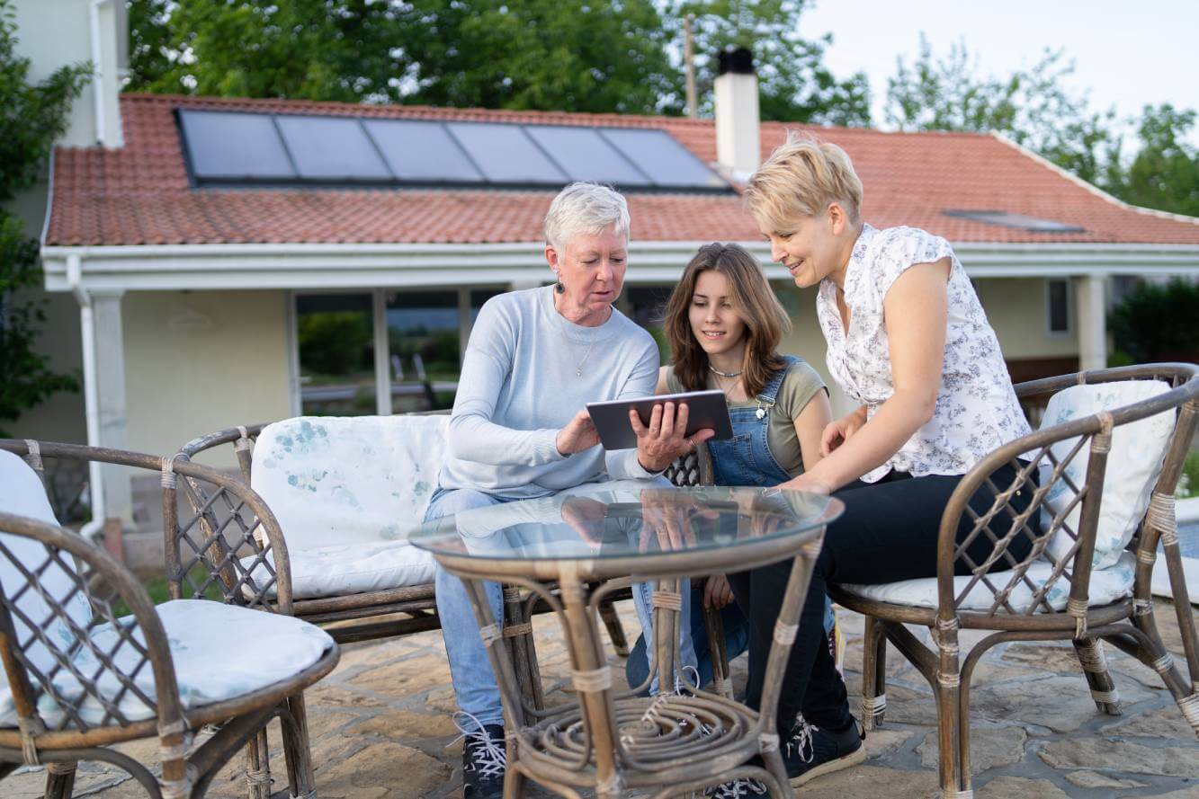 family talking about estate planning