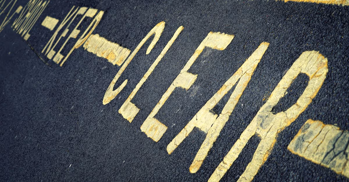 keep clear sign
