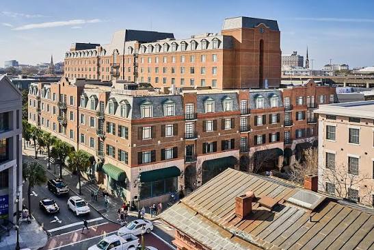 Charleston Place - Wikipedia
