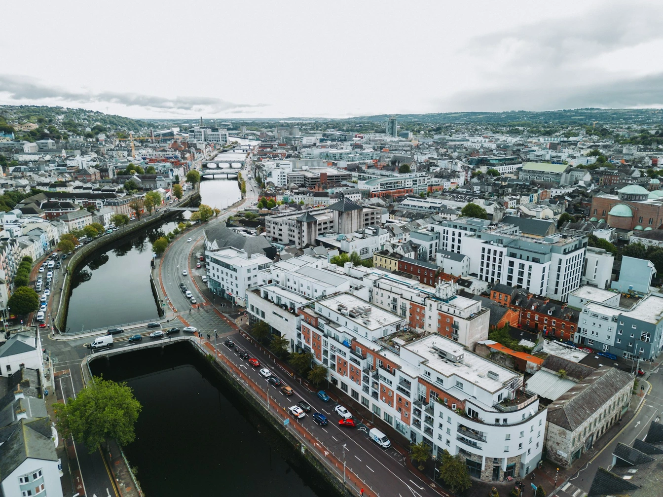 Cork, la Rebellious Capital : Guide Complet pour Visiter la Vraie Irlande