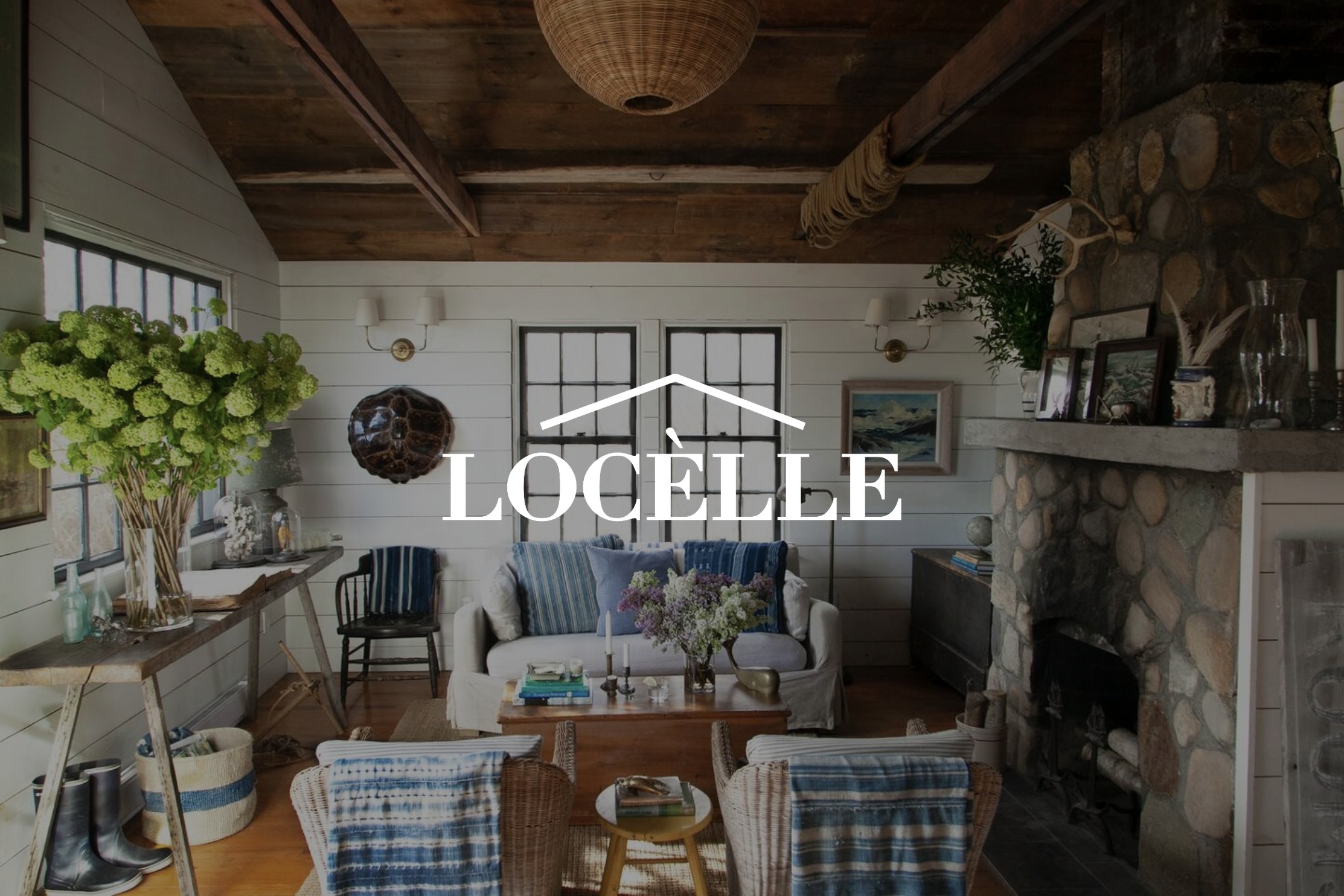 Locèlle: a brand and booking experience for design-led stays