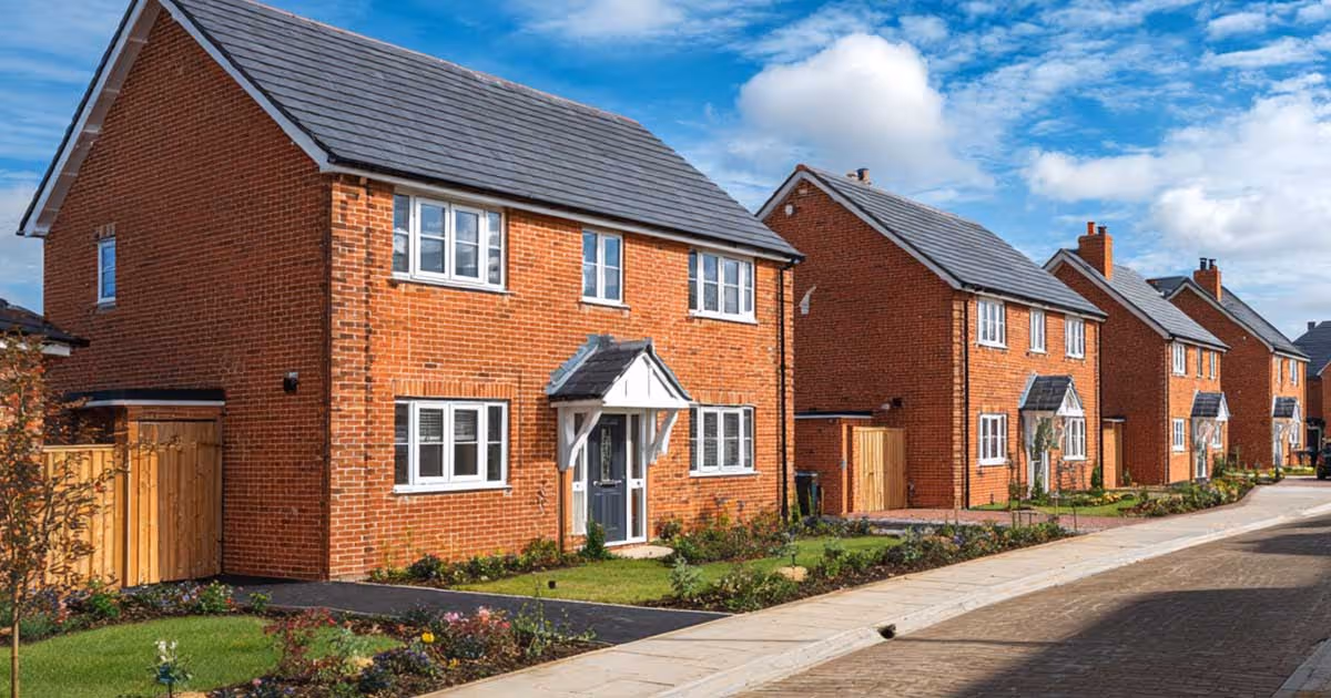 row of detached brick houses in london neighbourhood
