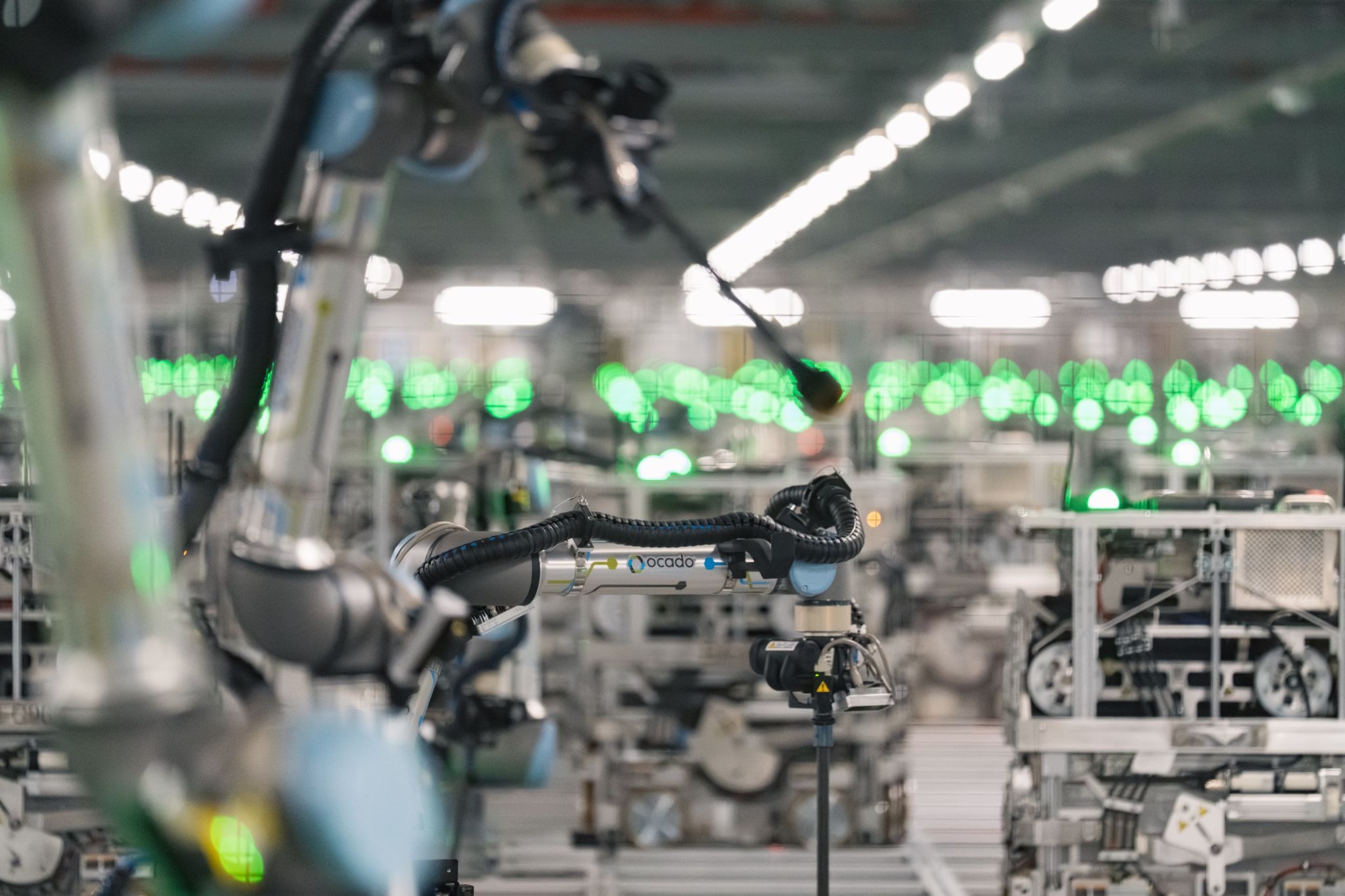 On-grid robotic pick