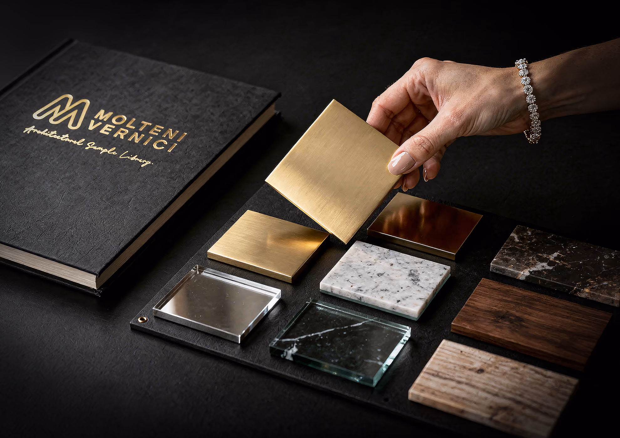 Surface Finder™ by Molteni Vernici for selecting bespoke finishes for architecture, furniture and interior design