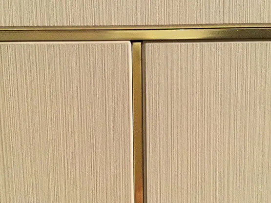 Serie Never Brushed, Arredamento.