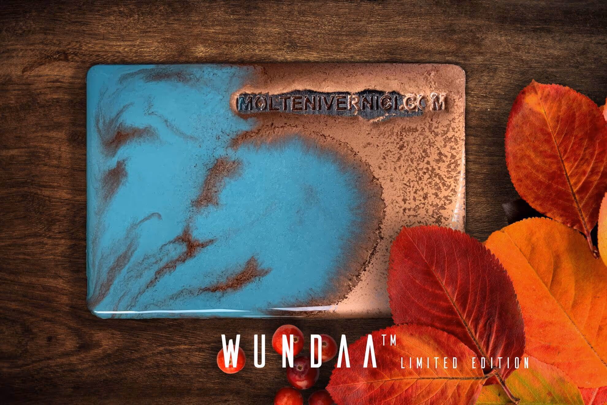 Lastra Molteni Vernici blu e bronzo con foglie autunnali su legno