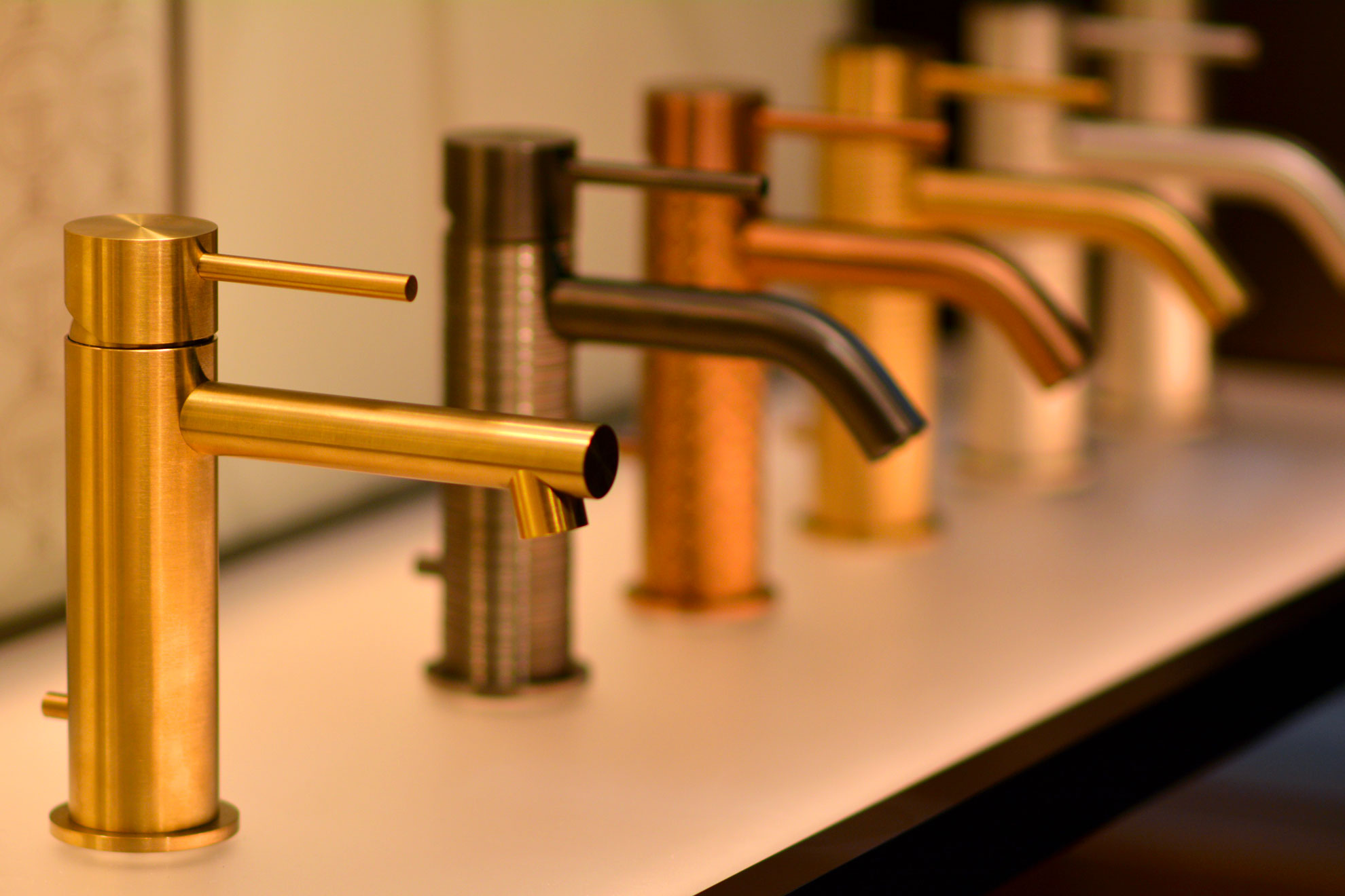 Luxuriöse Speziallacke MOLTENI-VERNICI Wasserhähne, made-in-italy Design