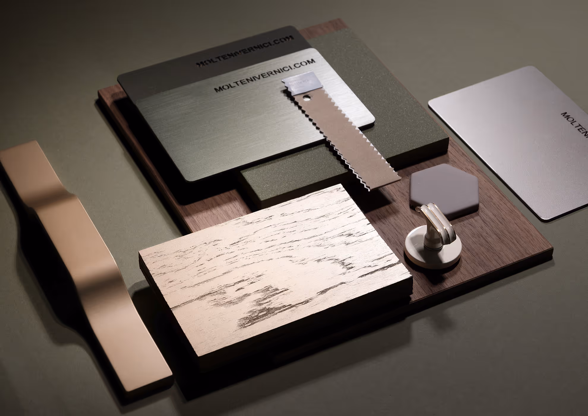 NEVER® WOOD : Finitions métalliques à base d'eau