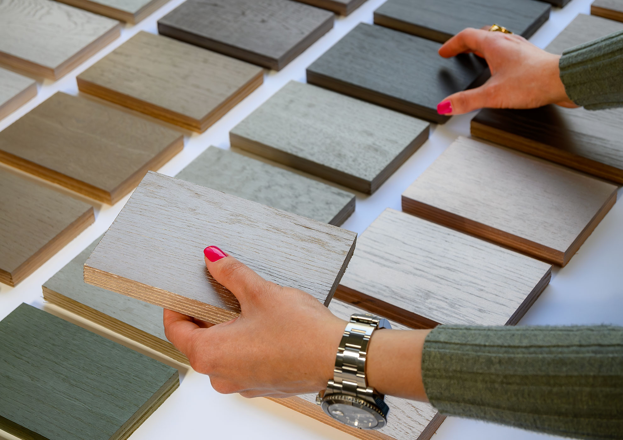 Échantillons de peintures spéciales, finitions MOLTENI-VERNICI avec nuances neutres