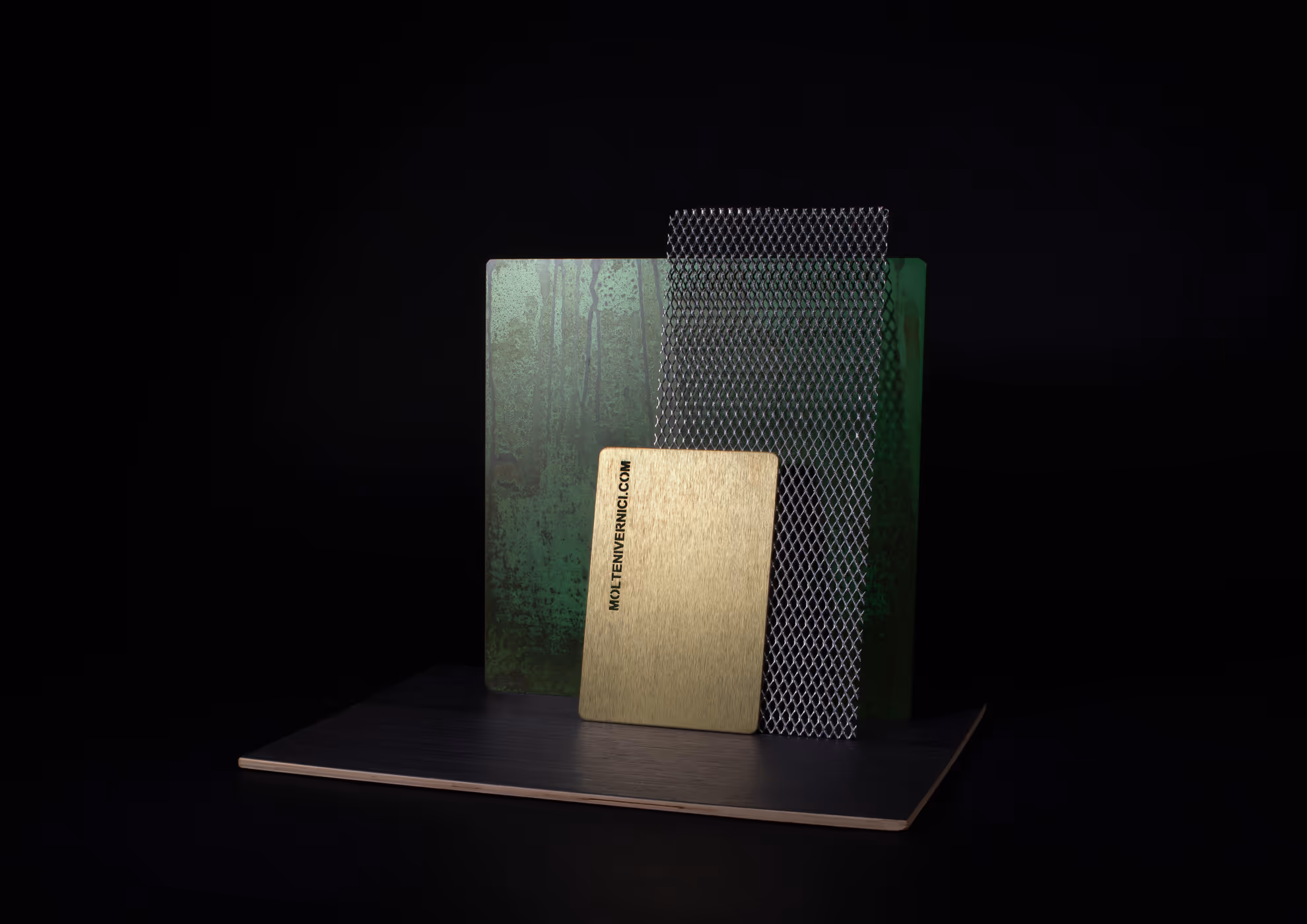 Moodboard di MOLTENI-VERNICI con campioni di verniciatura metallica verde