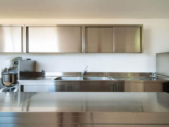 MOLTENI-VERNICI anti touch top coat stainless steel kitchen with modern appliances