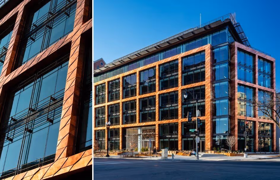 Edificio moderno con esmalte especial Molteni-Vernici en fachada de ladrillo