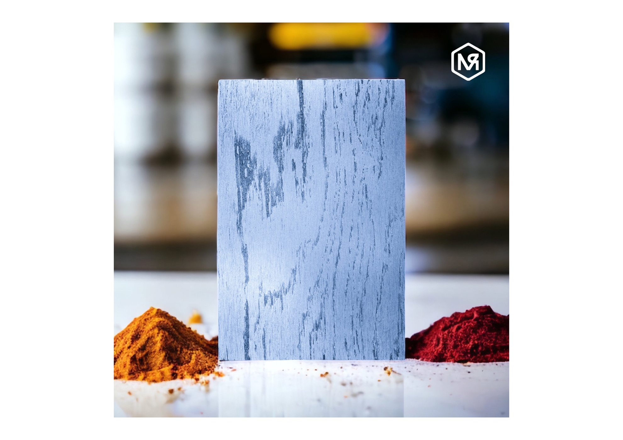 MOLTENI-VERNICI: Never-special metals painted with vibrant powder pigments