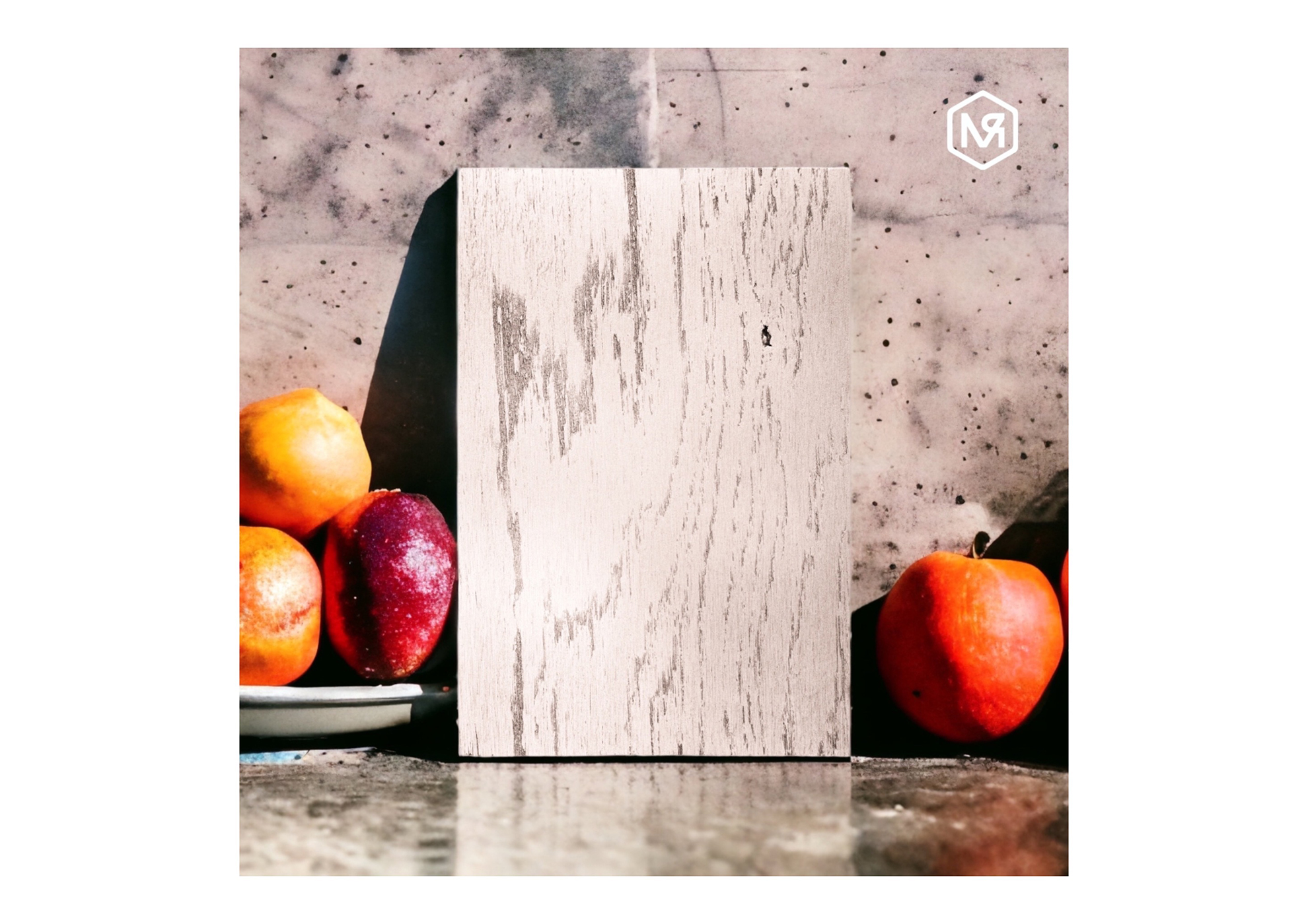 MOLTENI-VERNICI special metals paint with vibrant apples on textured surface