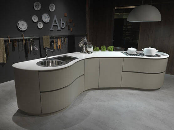 MOLTENI-VERNICI special paint effects create sleek, curved modern kitchen design