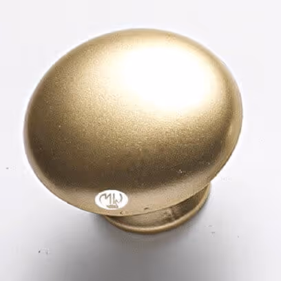 Pomo dorado de Molteni-Vernici con esmalte especial y acabado mate