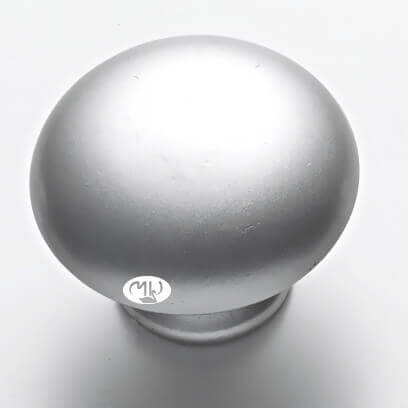 Sphère argentée MOLTENI-VERNICI, peinture spéciale pour design élégant