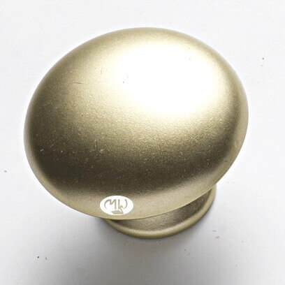 Bouton de meuble MOLTENI-VERNICI, peinture spéciale design doré métallisé