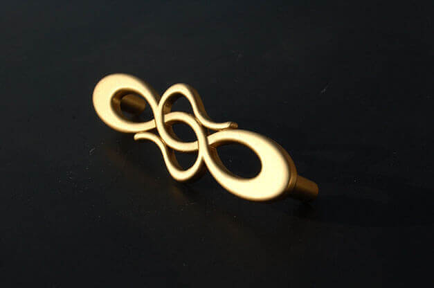 Smalto Luxury Oro ad Acqua, Maniglia.
