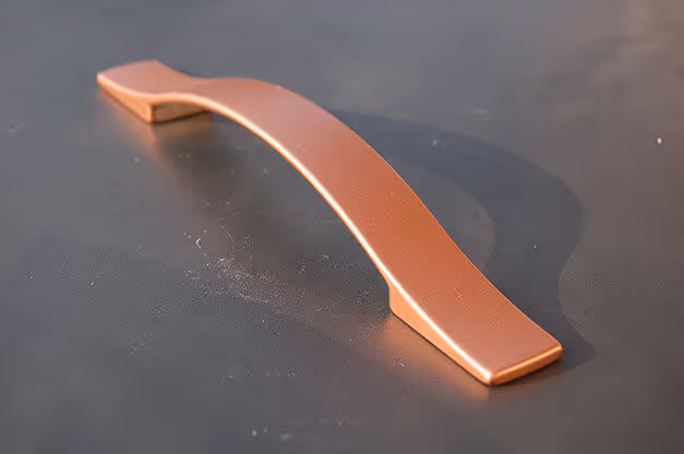 Maniglia di lusso MOLTENI-VERNICI in smalto a effetto rame metallizzato