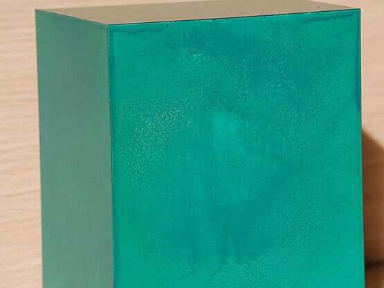 MOLTENI-VERNICI special oxidation paint effect on teal geometric cube