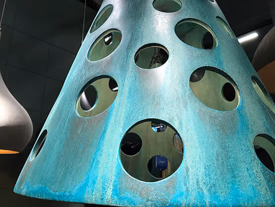 Estructura azul turquesa MOLTENI-VERNICI con acabados especiales y agujeros circulares