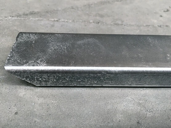 MOLTENI-VERNICI special oxidation paint effect on metallic surface texture