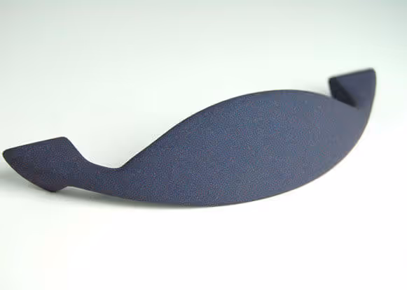 Baleine minimaliste bleu-gris, finition Molteni-Vernici élégante et lisse