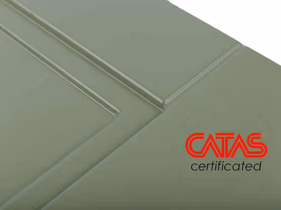 Superficie verde MOLTENI-VERNICI protettivo trasparente con logo CATAS certificato
