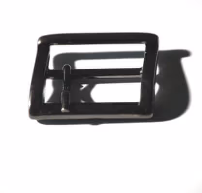 Fibbia protettiva trasparente di MOLTENI-VERNICI in nero lucido