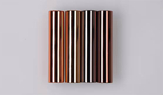 MOLTENI-VERNICI acabados especial: tubos metálicos en tonos cálidos y neutros