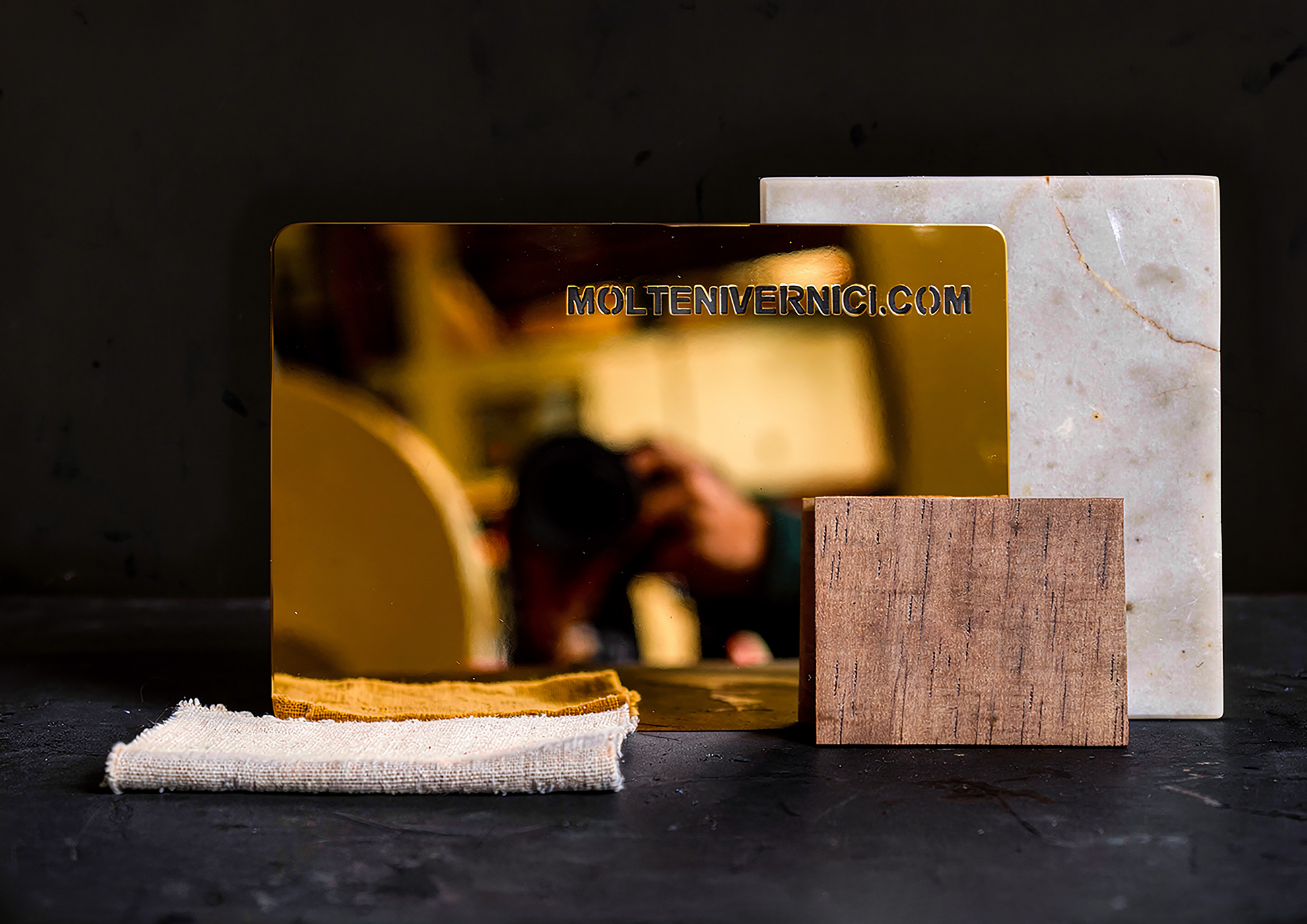 Effetto Galvanico IDRO ROYALE™ MIRROR