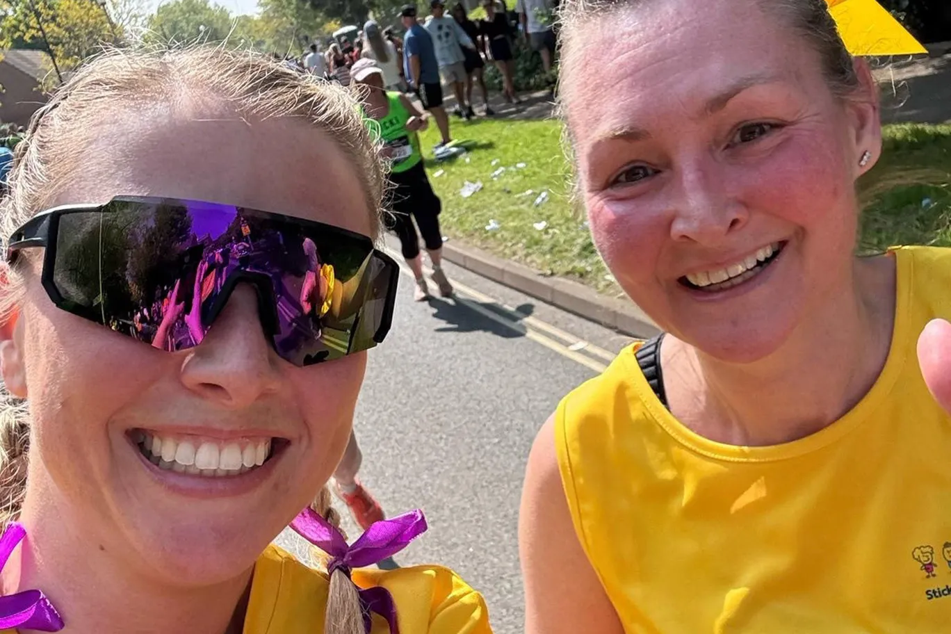 Two fundraisng runners at the Londo Marathon 2025